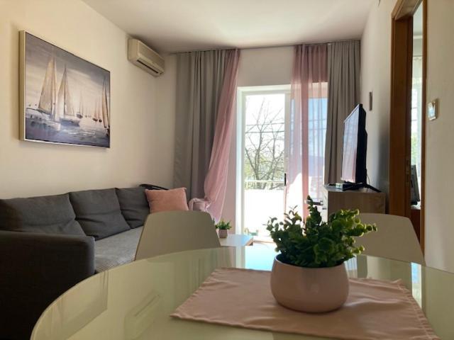 Apartments Ivancic Novi Vinodolski Esterno foto