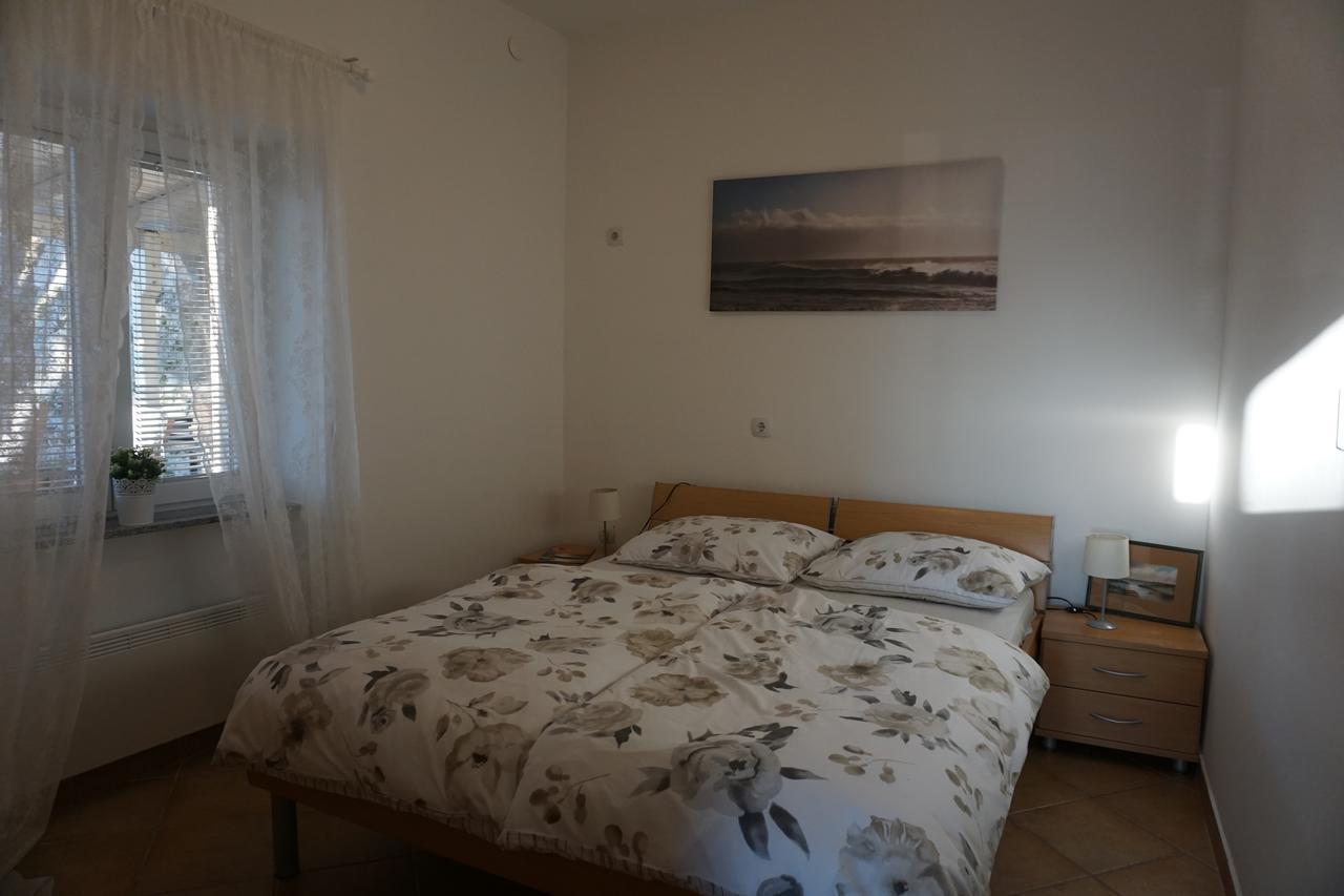 Apartments Ivancic Novi Vinodolski Esterno foto